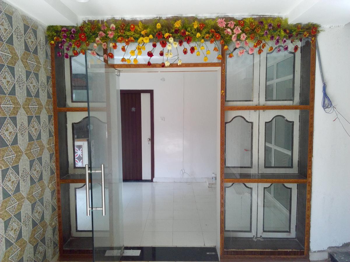Sahasra Residency Hotel ไฮเดอราบัด ภายนอก รูปภาพ