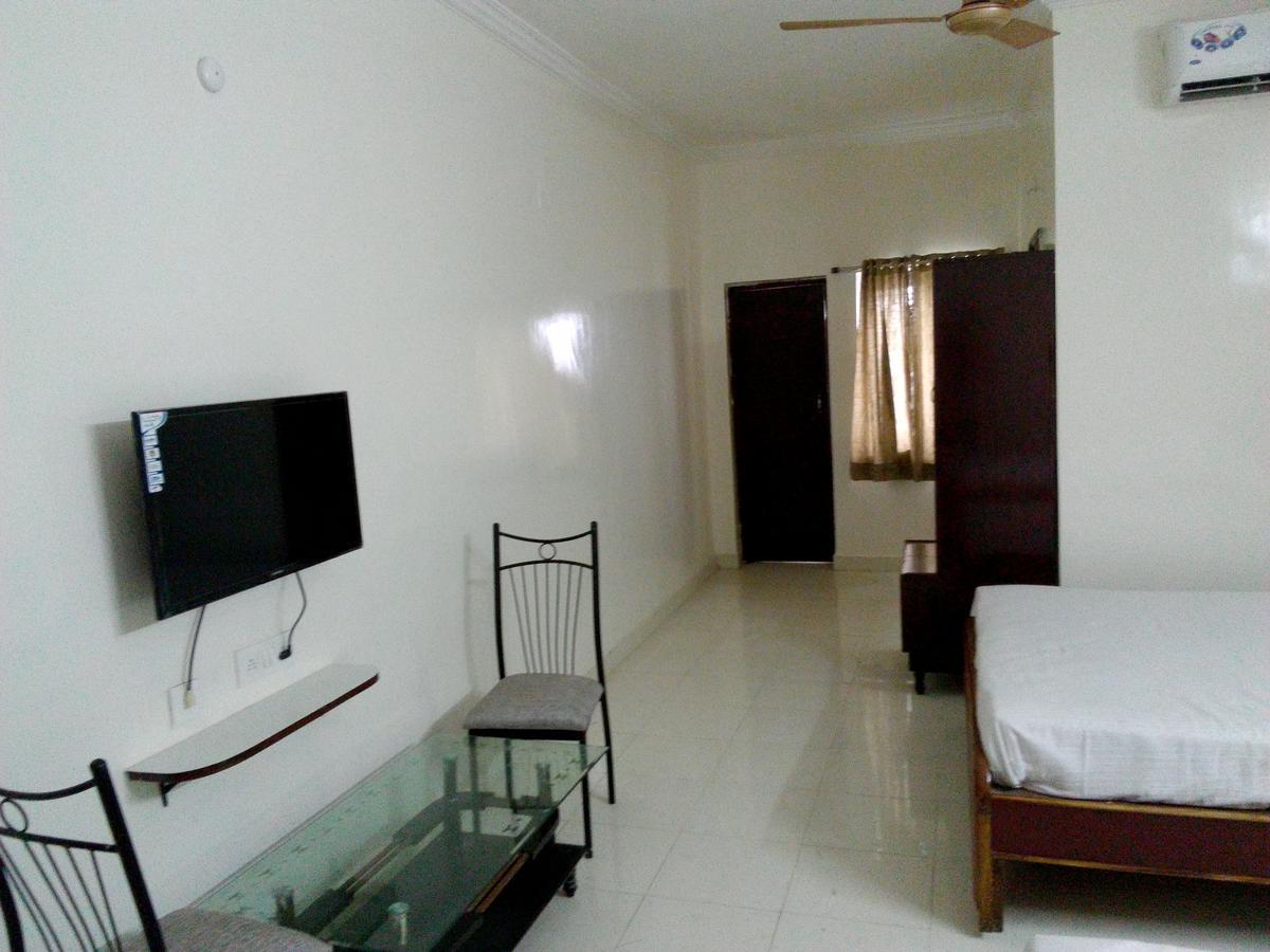 Sahasra Residency Hotel ไฮเดอราบัด ภายนอก รูปภาพ